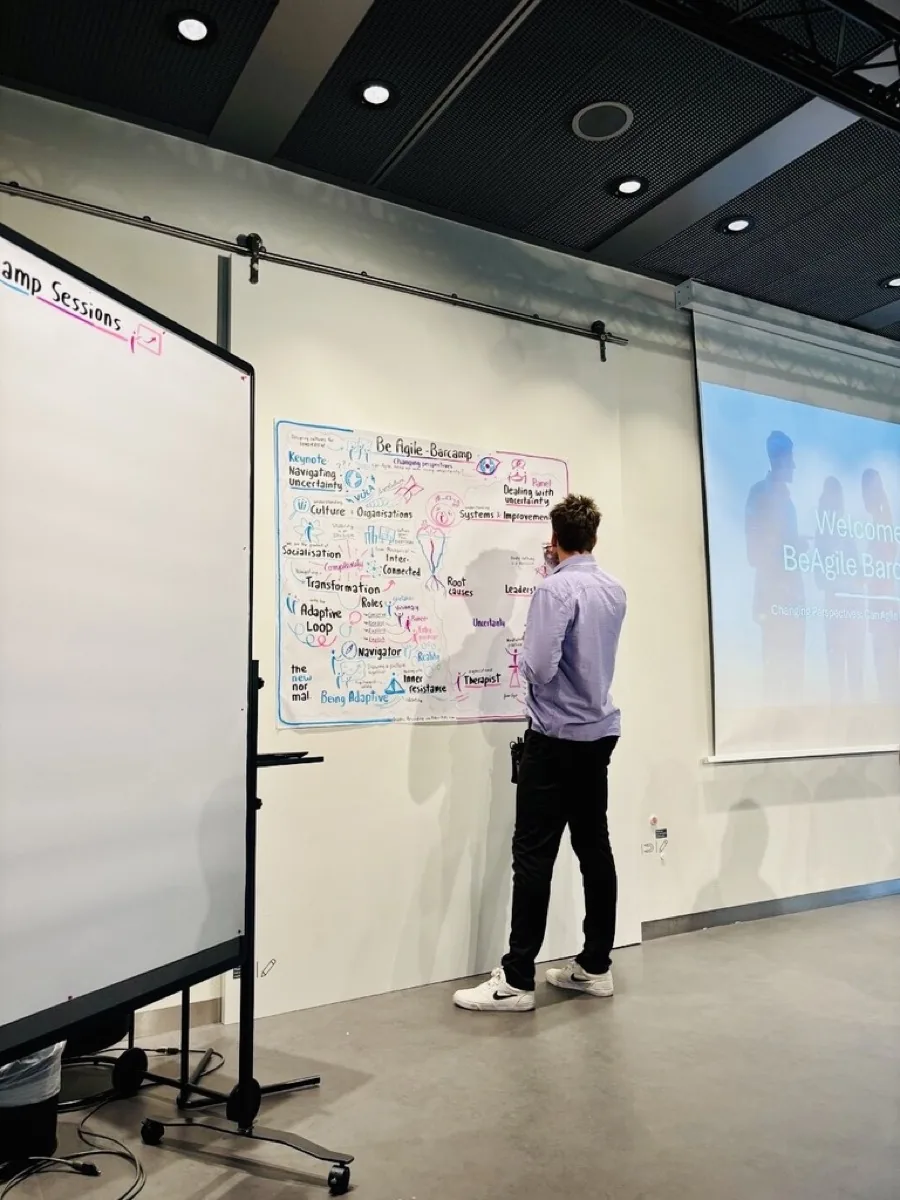 Moderation eines hybriden Town-Hall-Formats